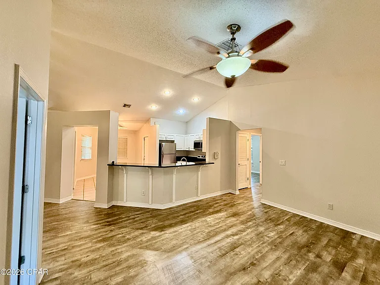 232 Summerwood Dr — Photo 6