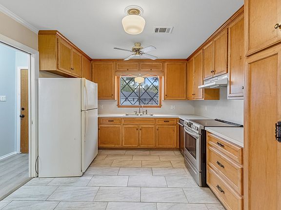 5th image of 5012 Westmore Ave