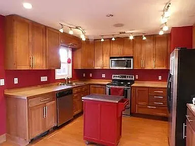 3 bed, 1144 sqft, $2,200 — Photo 4