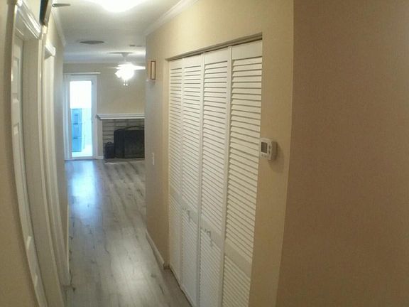 2nd image of 3734 Oleander Dr