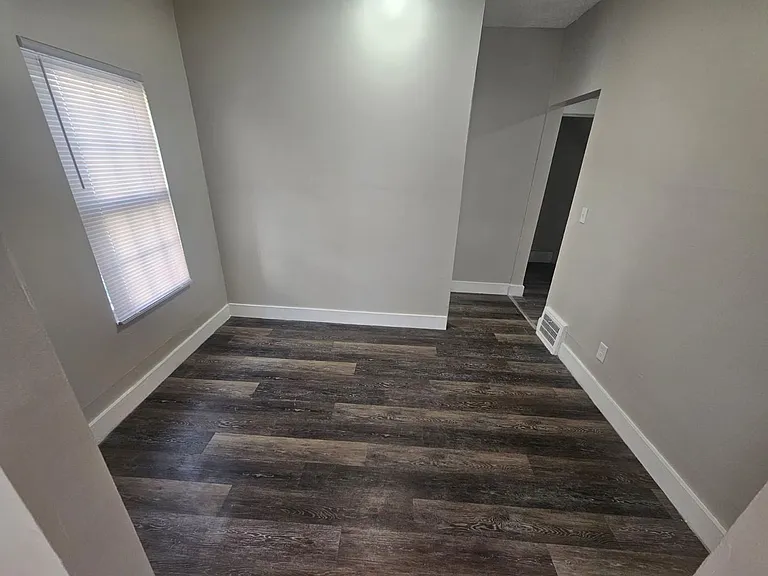 7310 Camden Ave — Photo 28