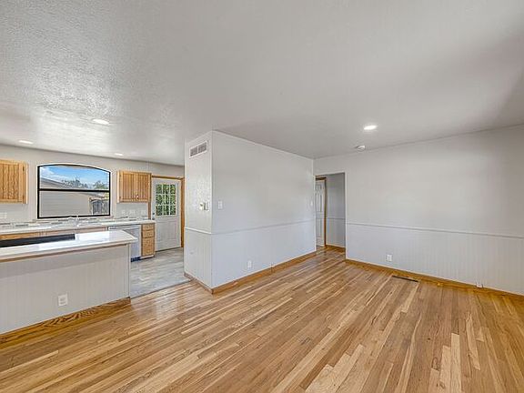 2nd image of 1350 N 17th St