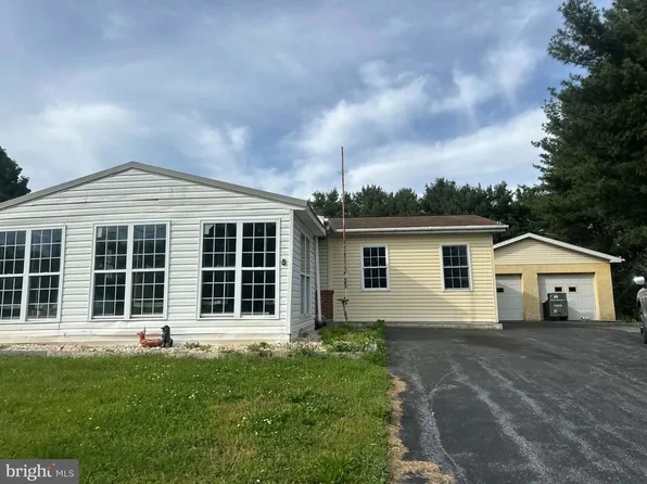 805 Baltimore Rd, Shippensburg, PA 17257