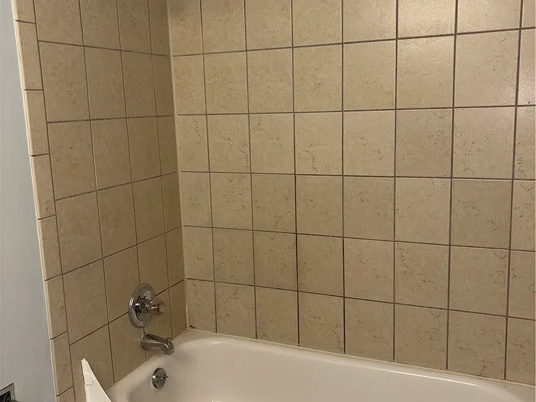559 Winding Creek Rd #D — Photo 16