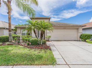 2745 Butterfly Landing Dr, Land O Lakes, FL 34638