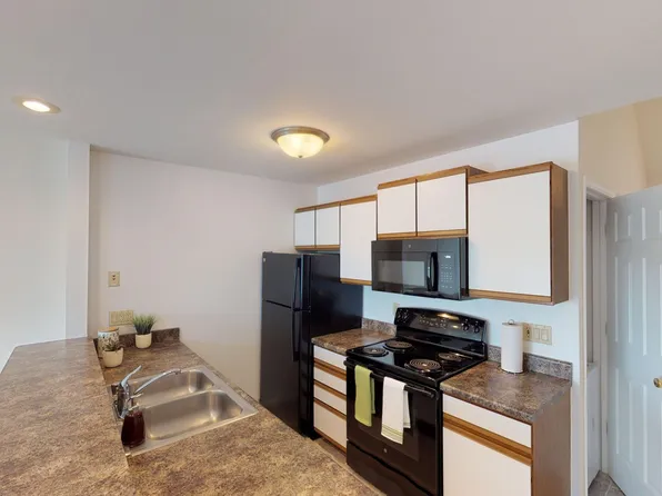 Muirfield Apartments