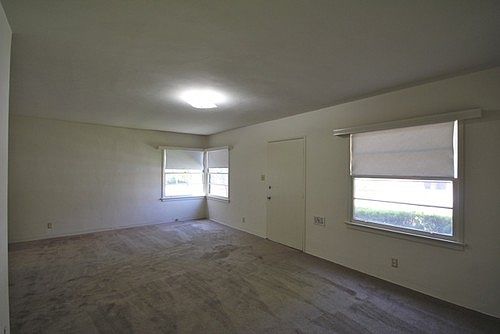 3rd image of 1756 N Lake Ave