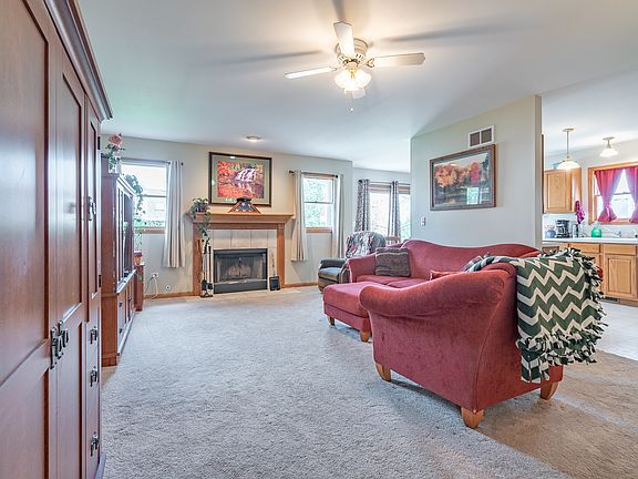 5th image of 1521 Acacia Ln