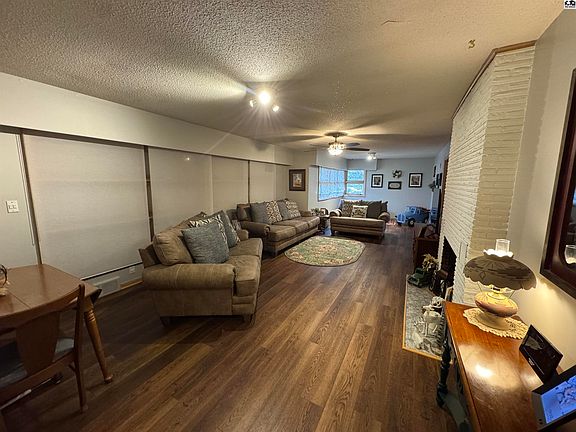 4th image of 410 S New St