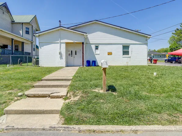 300 W Chilhowie Ave, Johnson City, TN 37604