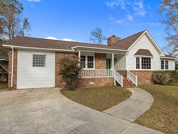 5th image of 3704 Oxford Court