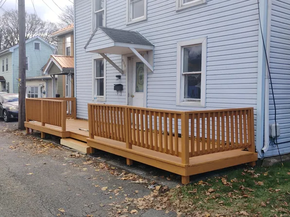 685 Railroad St, Millersburg, PA 17061