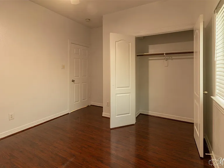 10904 Panther Ct — Photo 14