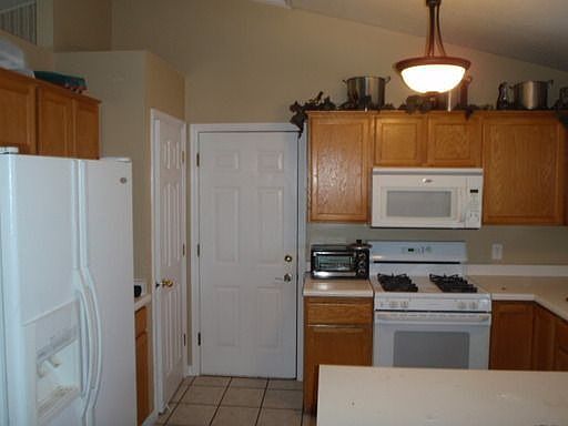 2nd image of 2124 Dahl Ln