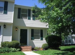 131 Luxon Pl, Cary, NC 27513