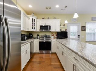 1368 Clevenger Cove Rd, Hollister, MO 65672