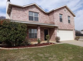 2012 Barton Springs Dr, Corinth, TX 76210