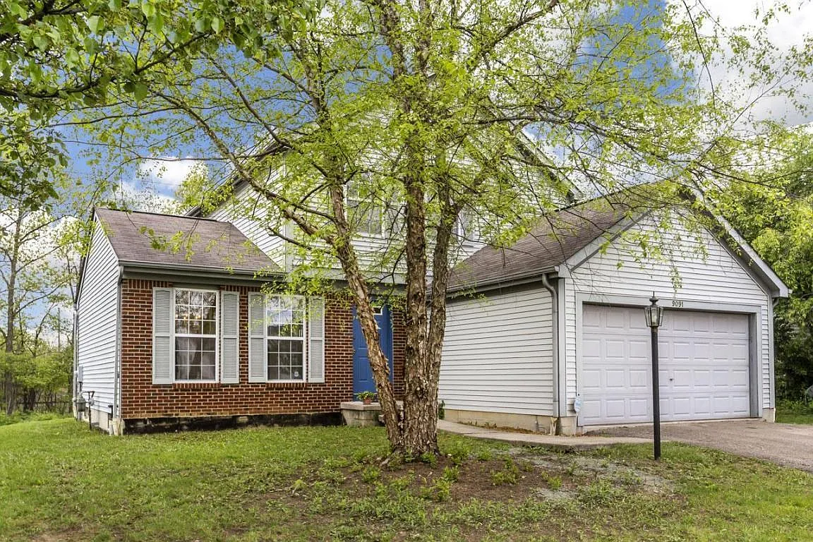9091 Ellersly Dr photo 1