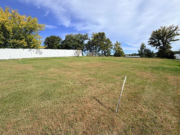 4th image of 20709 County Highway 21
