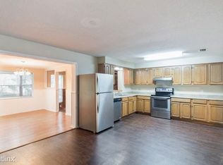 1386 Old Middleburg Rd N, Jacksonville, FL 32210