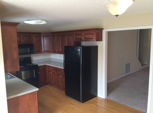 241 Hanover Ct, Bowling Green, KY 42101
