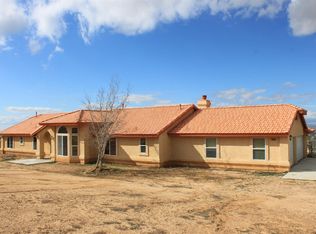 23782 Lisbon Rd, Apple Valley, CA 92308