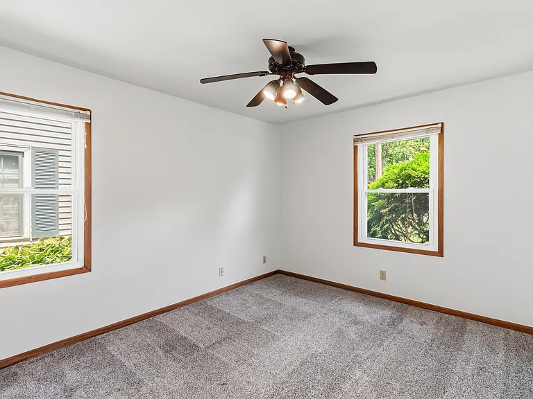 3485 Hargrove St — Photo 15