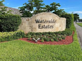 2307 Waterside Dr, Lake Worth, FL 33461