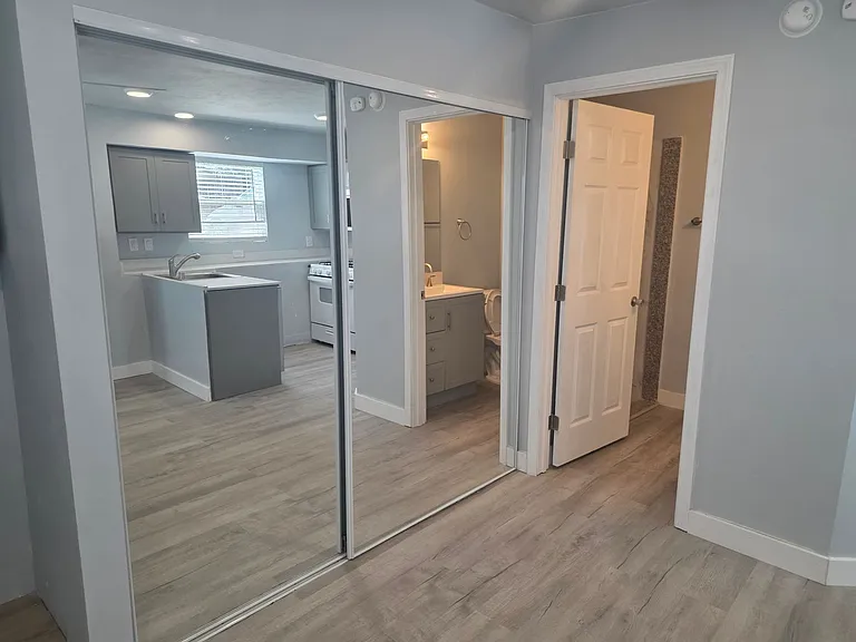 721 Oceanview Dr — Photo 7