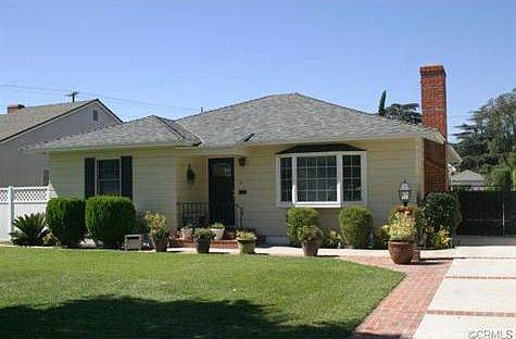 1st image of 415 Eton Dr