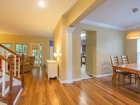 5th image of 2201 S Olde Mill Ct