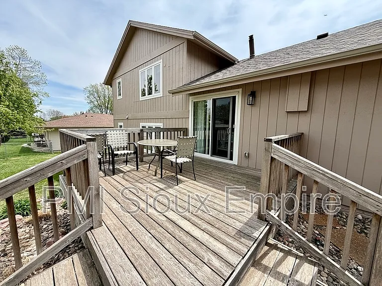 5900 W 28th St — Photo 27