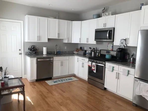 228 Fellsway W #1, Medford, MA 02155