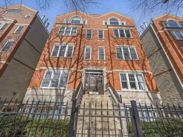 1318 W Fletcher St APT 2W, Chicago, IL 60657