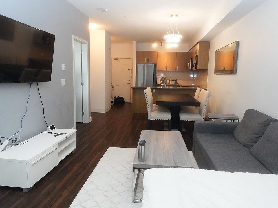 1st image of 12040 222nd St #308