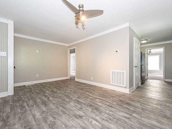 4th image of 2434 Larkwood Ln