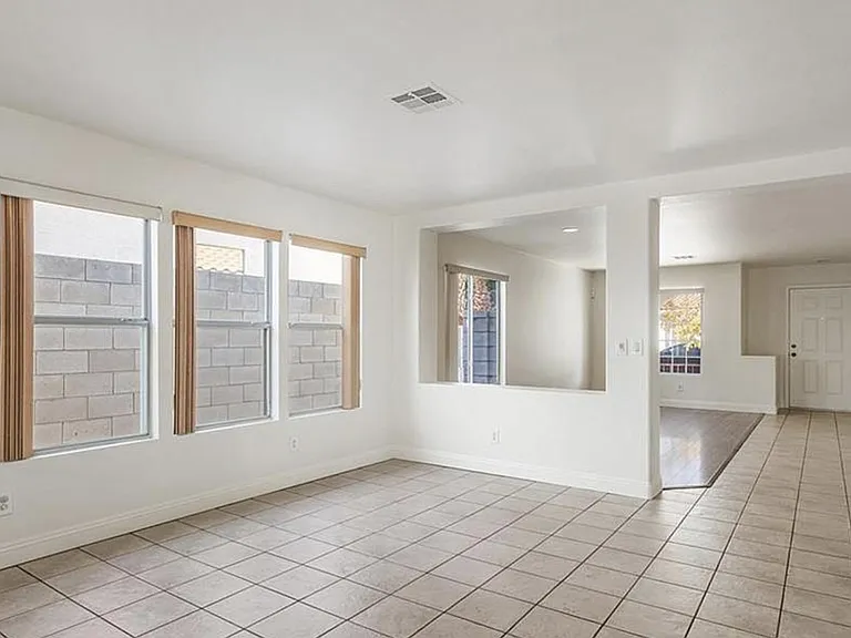 276 Cattlebaron Ter — Photo 5