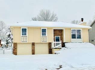 19909 E Millhaven St, Independence, MO 64056