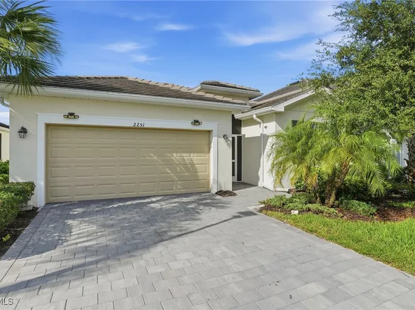 2251 Dancy St, Naples, FL 34120