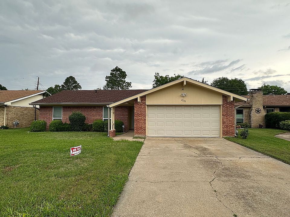 1st image of 2225 Ruby Rd