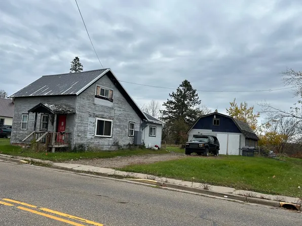 5432 Beech St, Laona, WI 54541