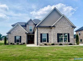221 Midland Dr, Brownsboro, AL 35741