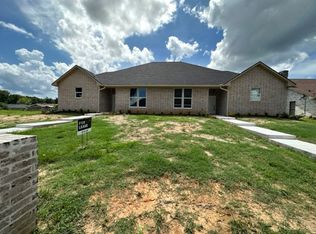 13 Fernwood Dr, Texarkana, TX 75503