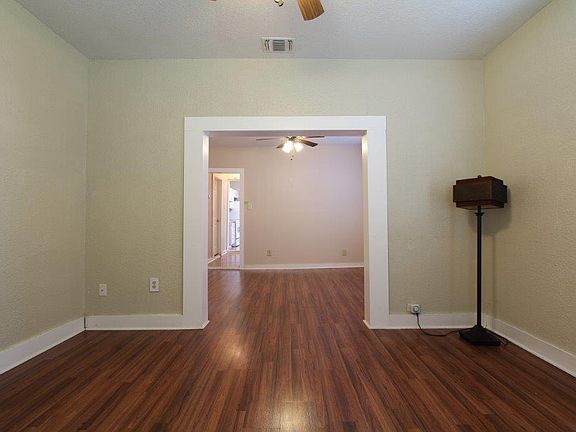 5th image of 604 Leigh St