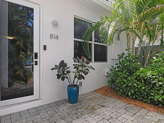 2nd image of 814 NE 28th Street #814