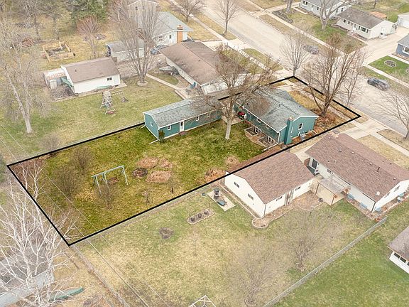 5th image of 3708 3rd St NW