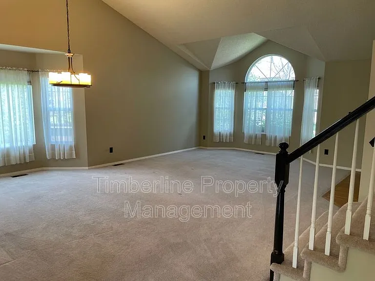 8322 Radcliff Dr — Photo 2