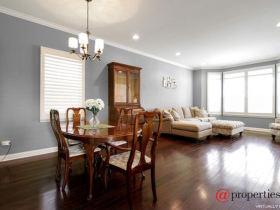 Living Room / Dining Room