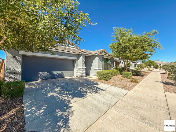 3rd image of 4324 W Desert Ln