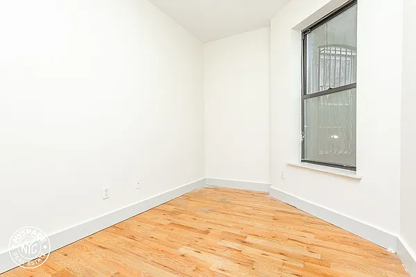 Rented by MySpaceNYC | media 5